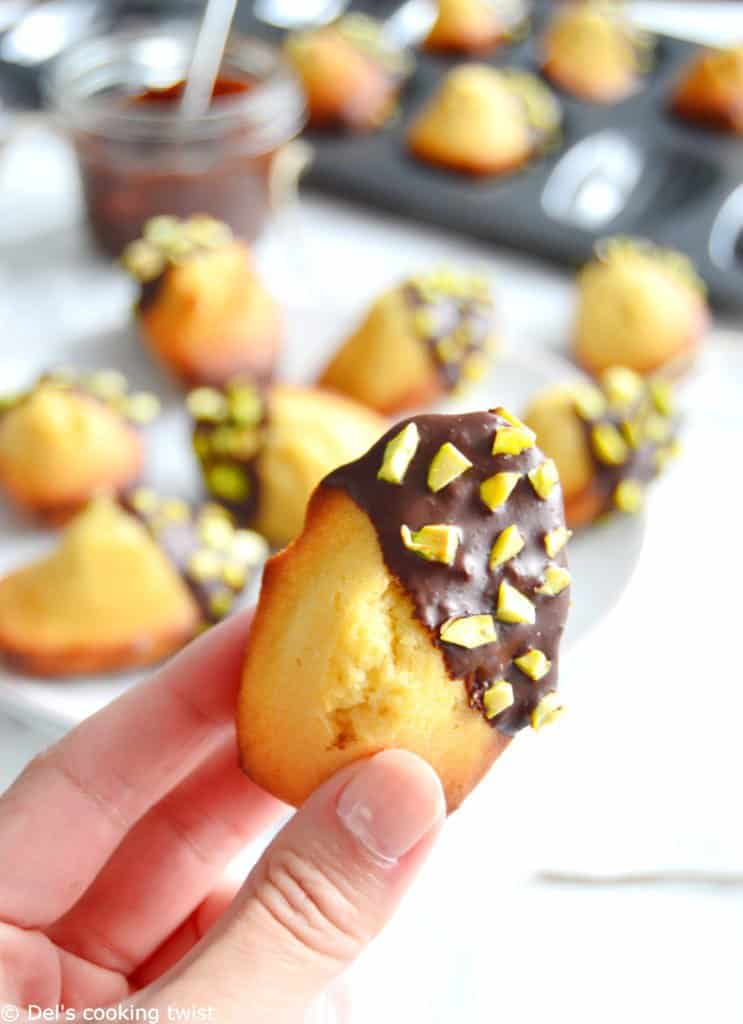 Recette Madeleines enrobées de chocolat noir