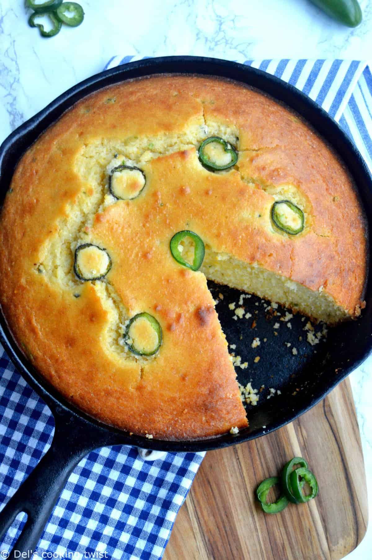 Moist Skillet Jalapeno Cornbread