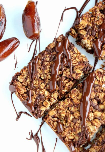 Easy Chocolate Granola Bars