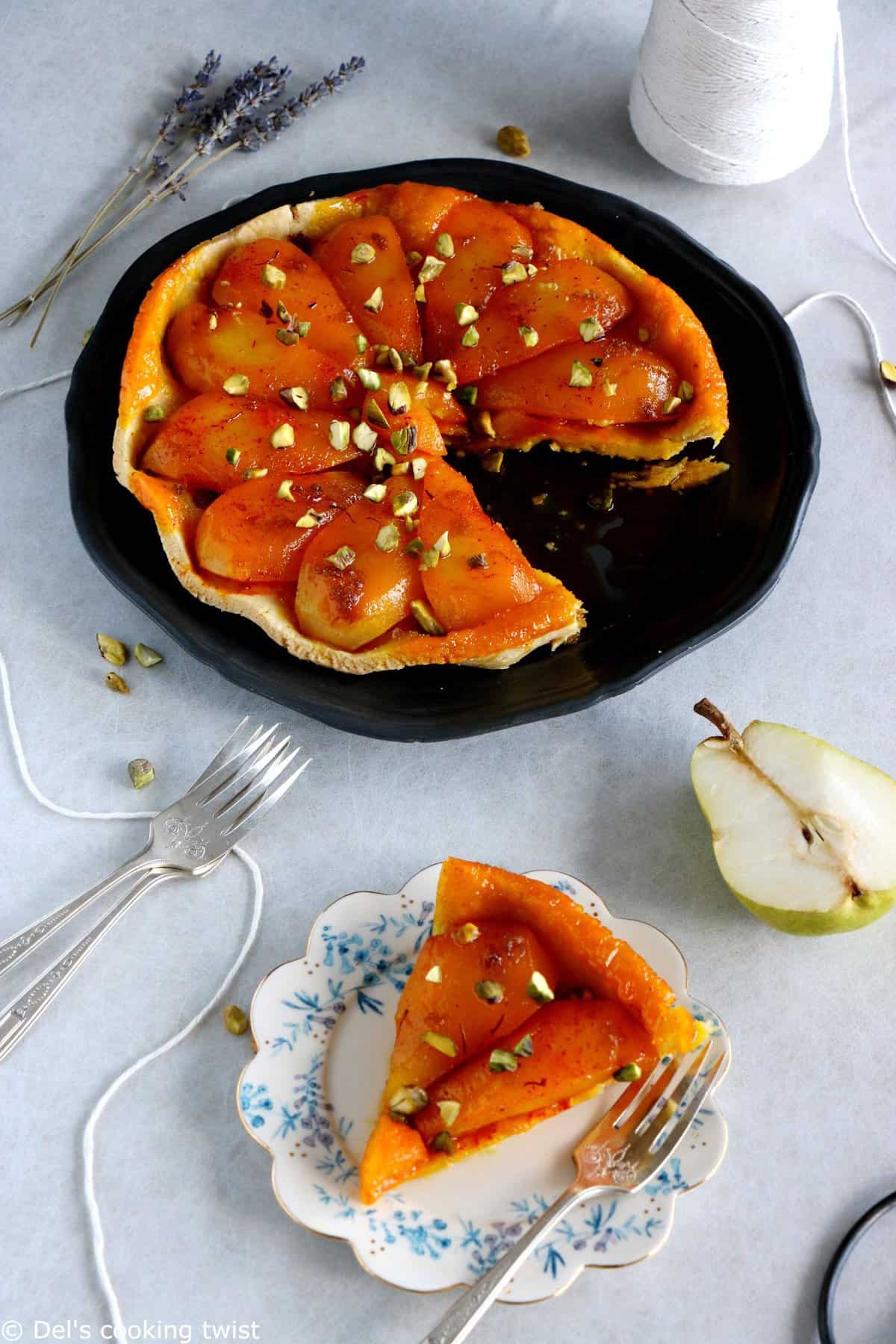 https://www.delscookingtwist.com/wp-content/uploads/2018/01/Saffron-Pear-Tarte-Tatin_5129.jpg