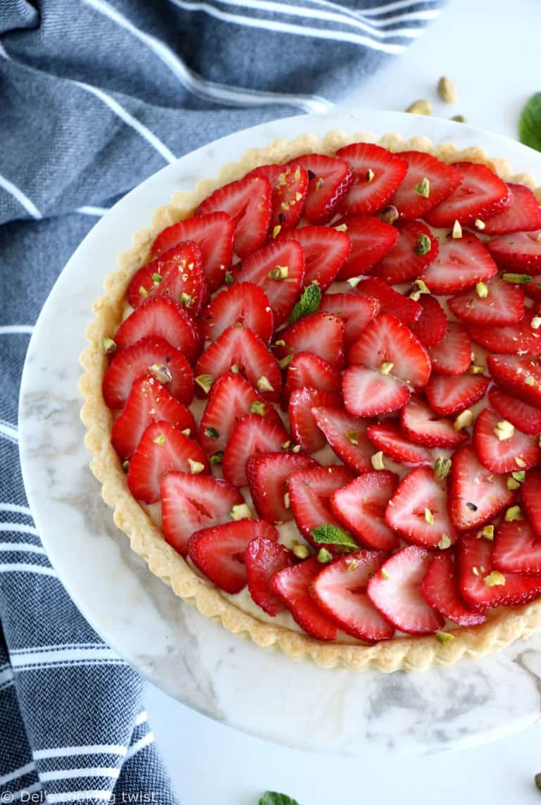 French Strawberry Tart with Pastry Cream - Del's cooking twist