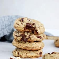 Cookies Aux Noisettes Et Au Chocolat Noir - Del's Cooking Twist