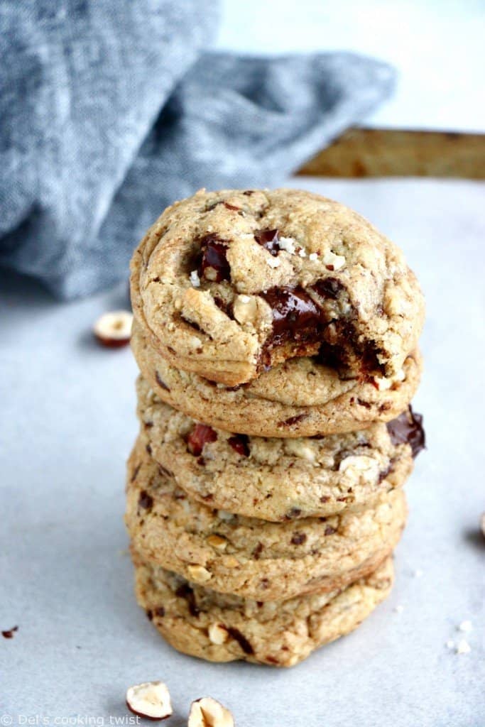 Cookies Aux Noisettes Et Au Chocolat Noir - Del's Cooking Twist