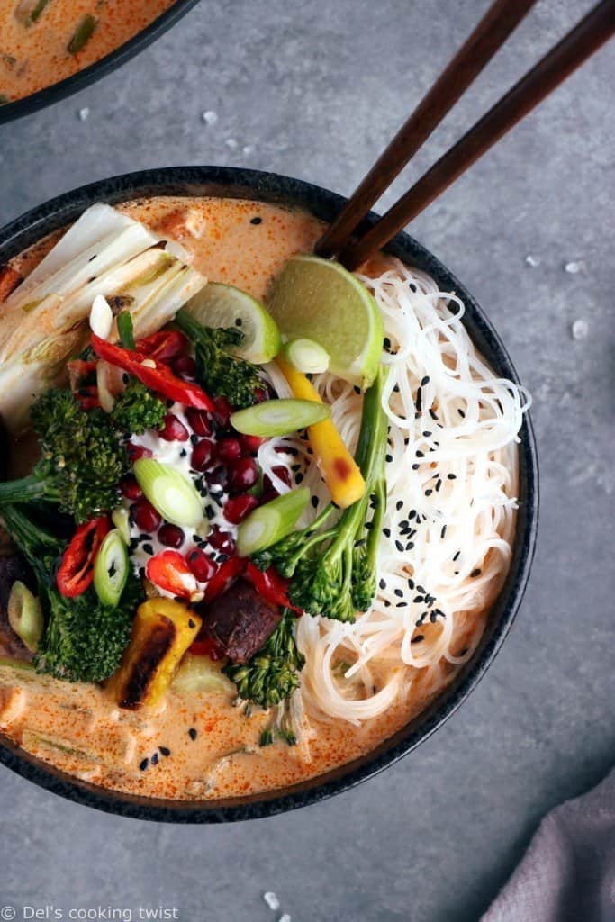 Vegan Thai Red Curry Noodle Soup - Del's cooking twist