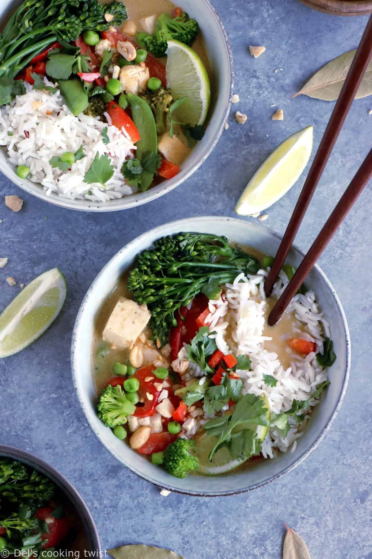 Curry vert de poulet et de basilic thaï - Recette facile ;) ©