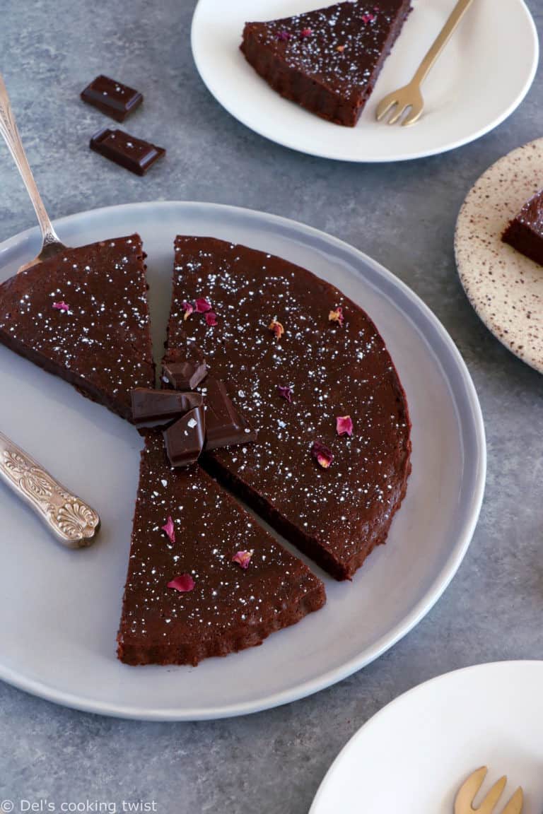 Dark Chocolate Fondant Cake - Del's cooking twist