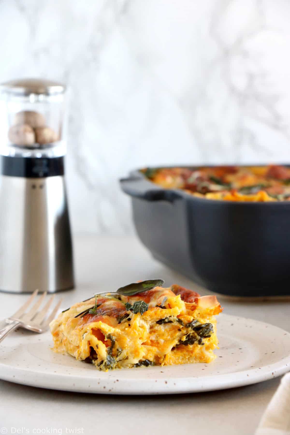 Ces lasagnes végétariennes à la courge butternut constituent un plat familial tout doux et savoureux.