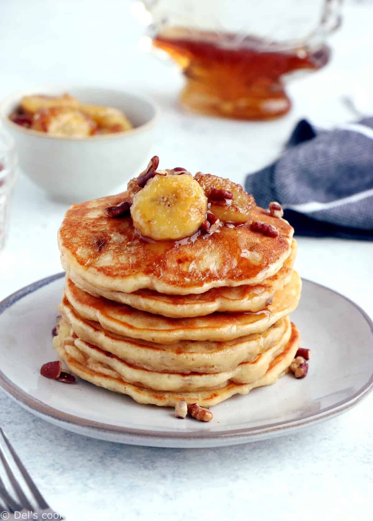 Easy Fluffy Banana Pancakes - Del's cooking twist