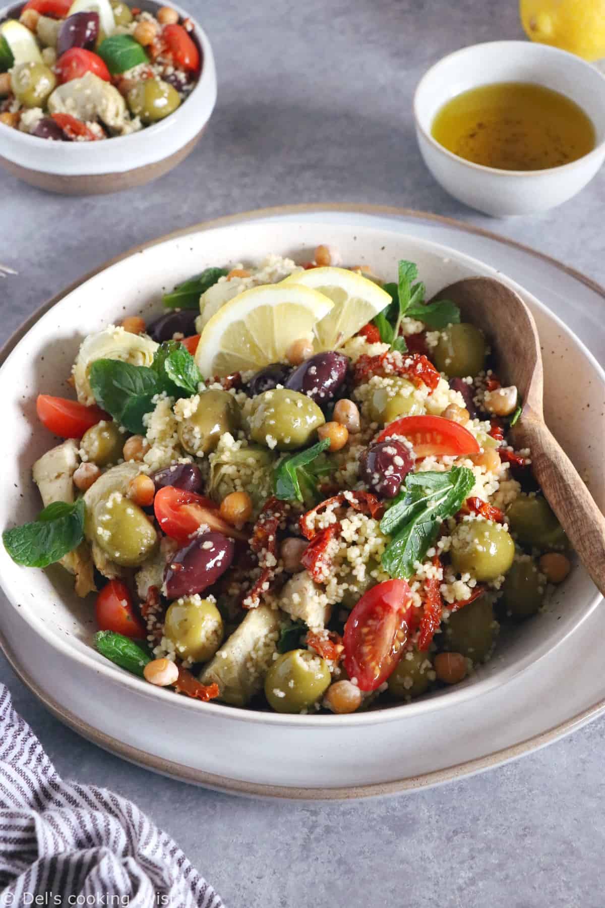 Add some sun to your plate with this easy Mediterranean couscous salad with chickpeas, olives and artichoke hearts.