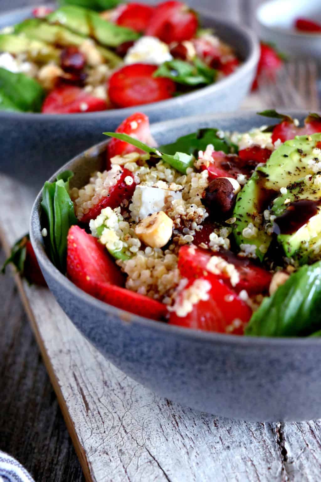 Salade De Quinoa Aux Fraises Et à La Feta - Del's Cooking Twist