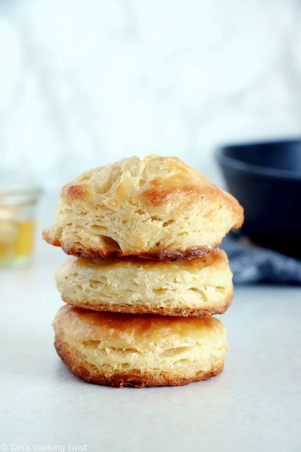 Easy Buttermilk Biscuits (with a step-by-step tutorial) - Del's cooking ...