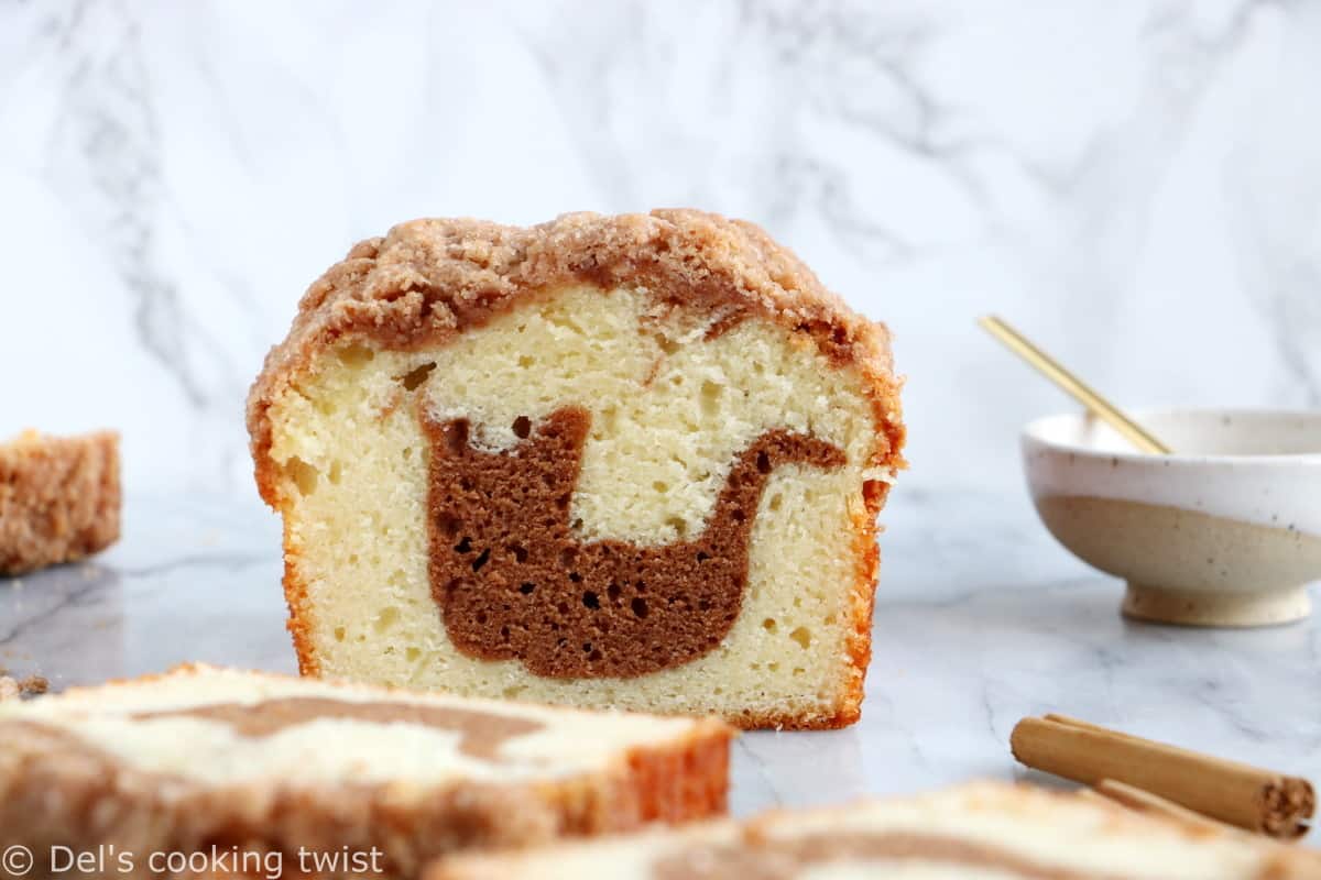 This streusel cinnamon swirl coffee cake is a simple recipe packed with cinnamon flavors.