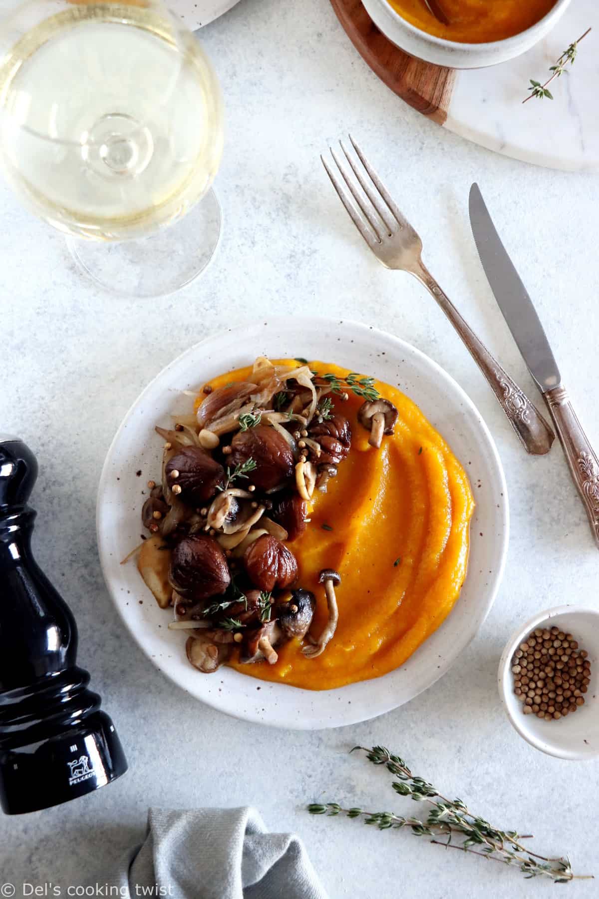 https://www.delscookingtwist.com/wp-content/uploads/2020/12/Chestnut-and-Mushroom-Casserole-with-Allspice-Butternut-Squash-Puree_5.jpg