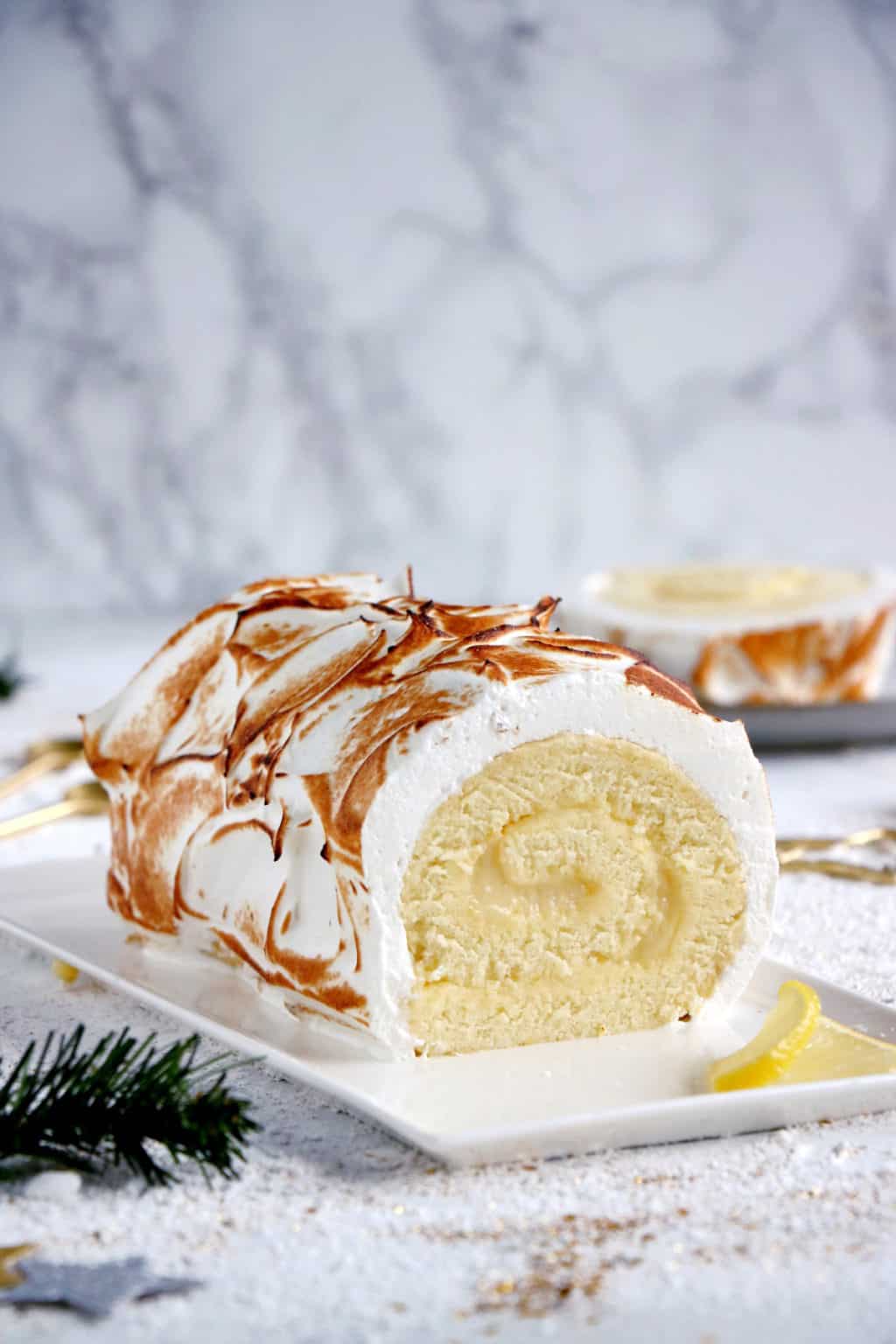 Lemon Meringue Roulade (Swiss Roll) - Del's cooking twist