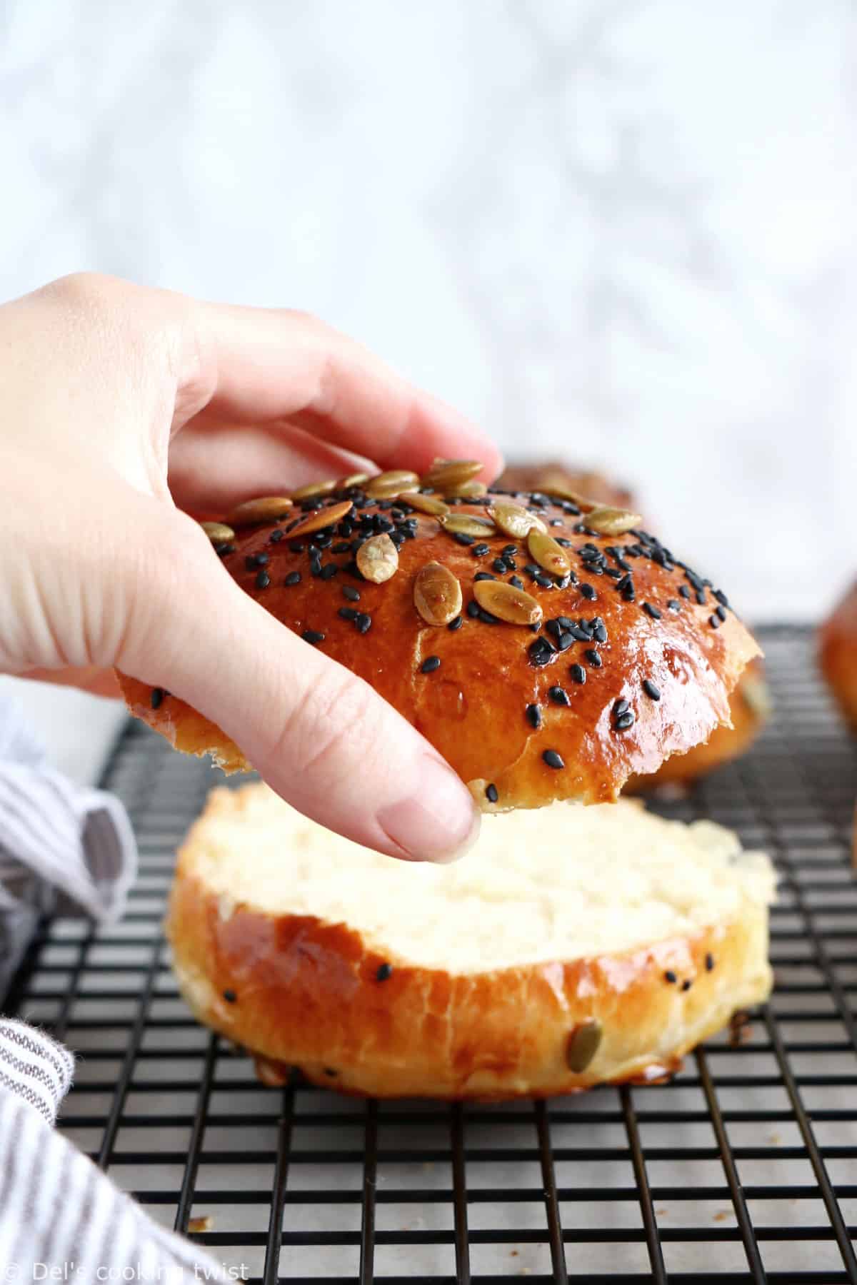 How to Make Burger Buns - Handle the Heat