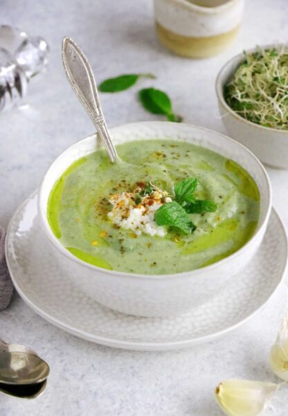 Soupe Thaï de curry rouge aux tortellinis - Del's cooking twist