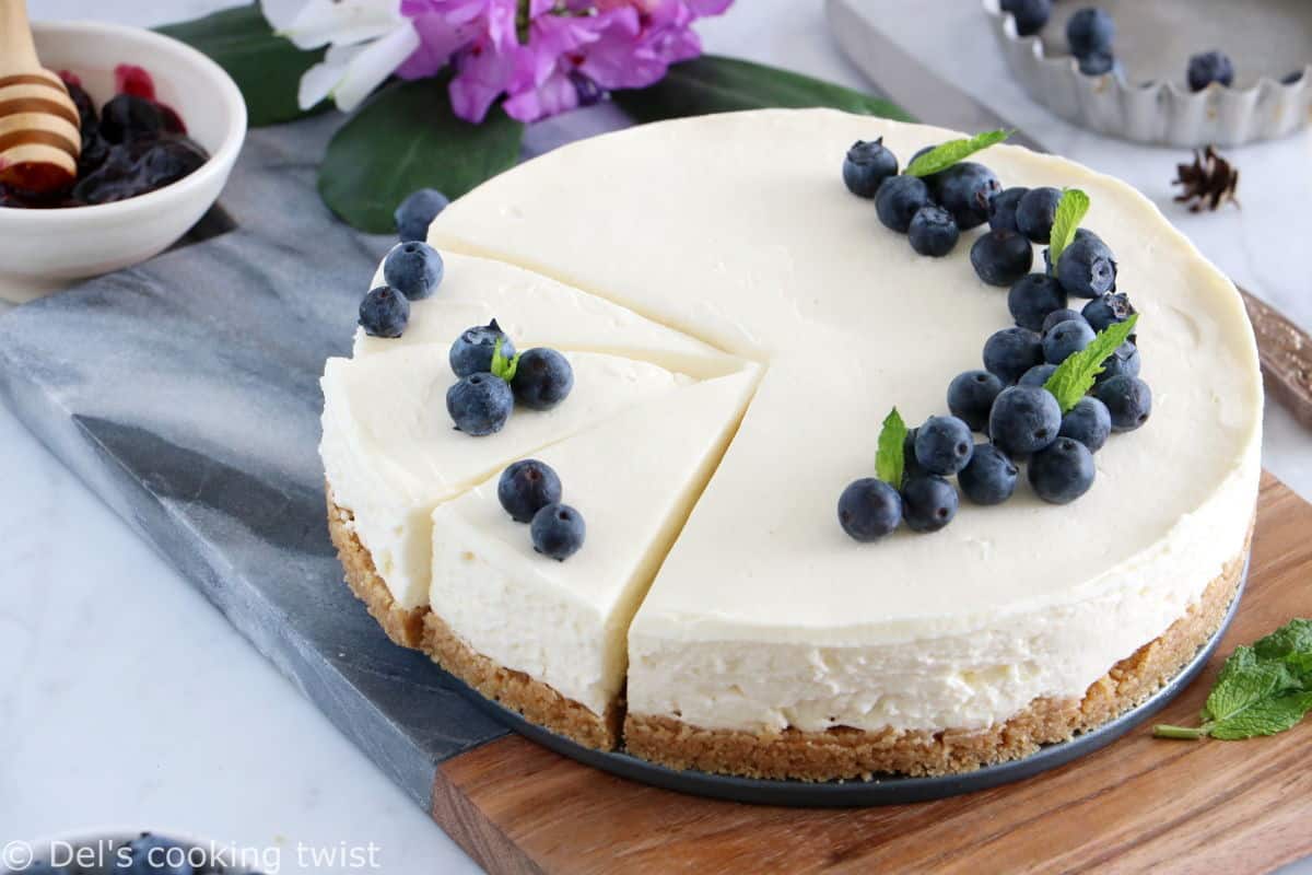 This easy no-bake cheesecake is just perfection. With a few basic ingredients and very minimal effort, you will get a smooth, creamy cheesecake.