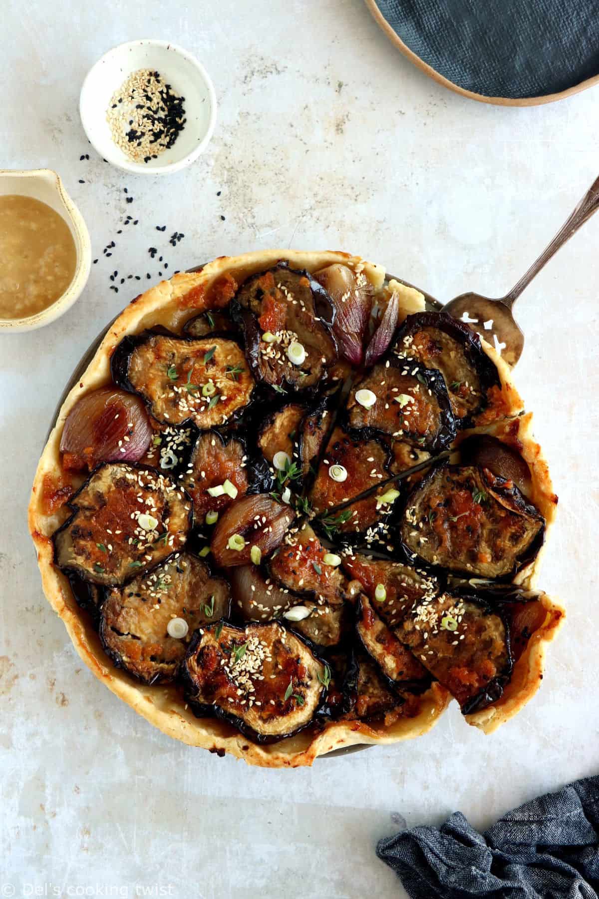 This miso eggplant tarte tatin with miso-glazed eggplant slices is inspired from the traditional Japanese nasu dengaku recipe.