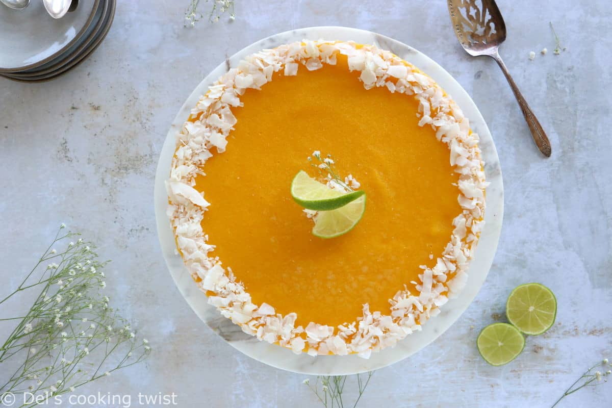 This raw coconut mango cheesecake is a very refreshing fruity dessert. Also vegan, gluten-free and naturally sweetened, it's the ultimate healthy dessert to indulge in!