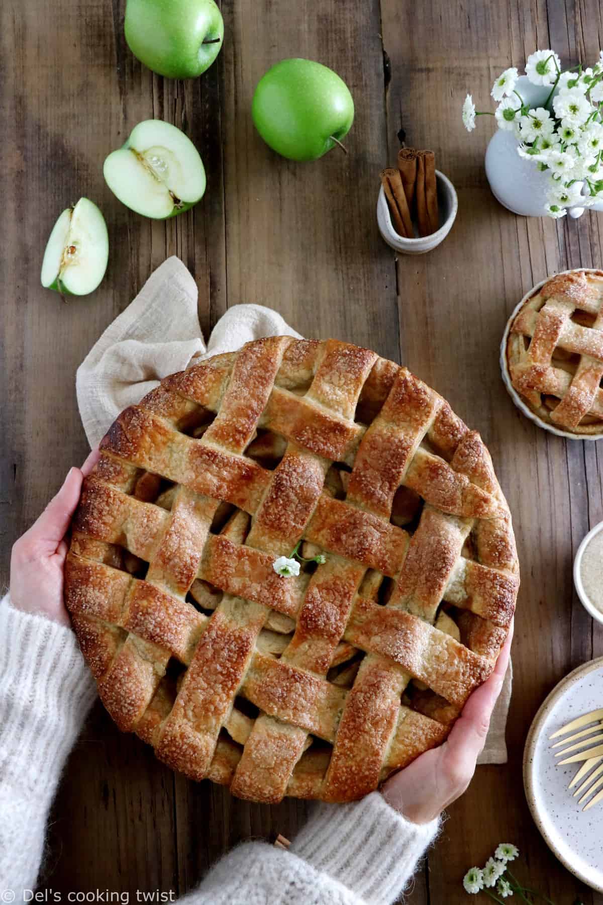 Welcome in the fall season with this simple apple pie inspired
