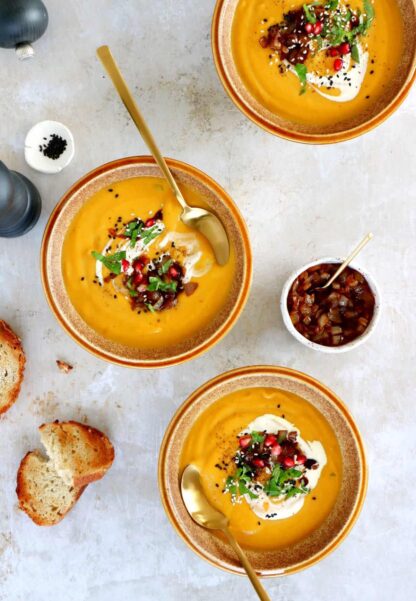 https://www.delscookingtwist.com/wp-content/uploads/2021/11/Curry-Roasted-Butternut-Squash-Soup_1-416x601.jpg