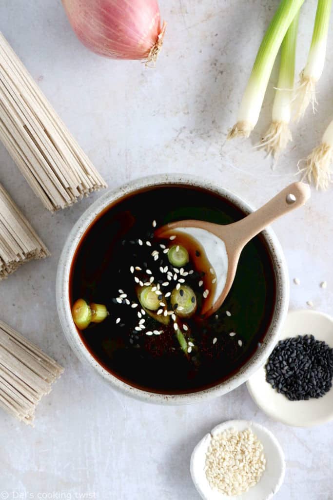 Nouilles soba asiatiques au tofu & champignons - Trois fois par jour