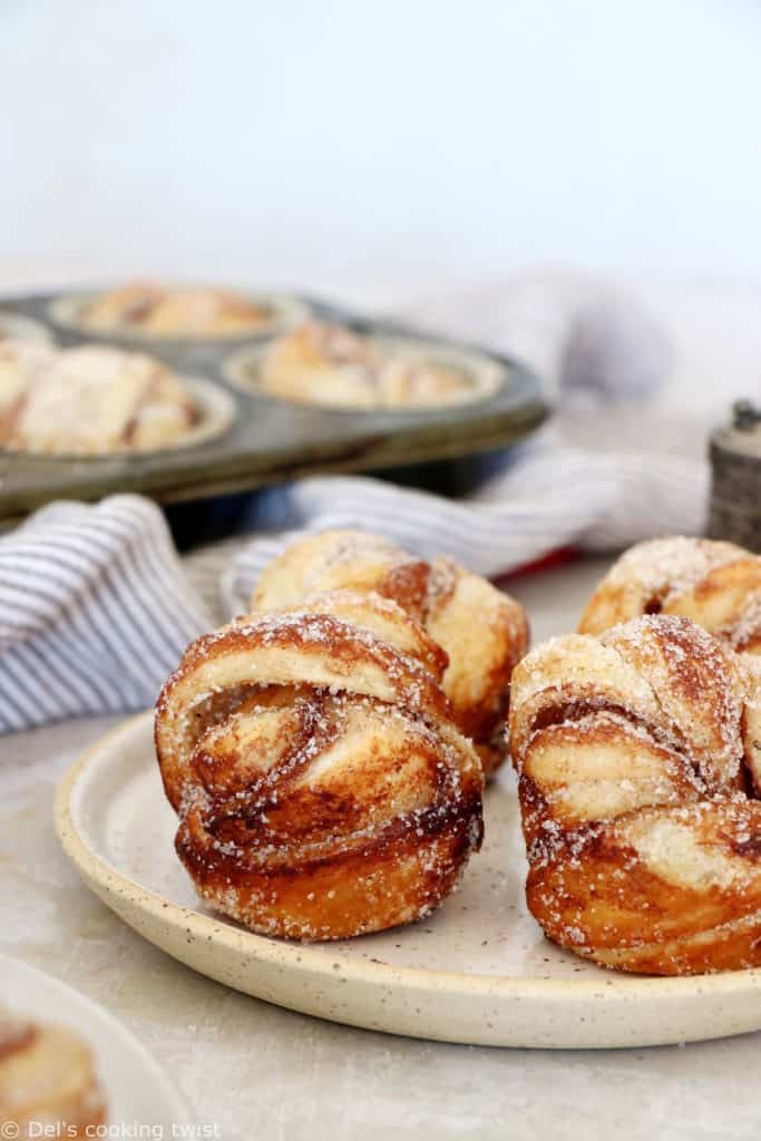 Easy Cinnamon Cardamom Cruffins (With Puff Pastry) - Del's cooking twist