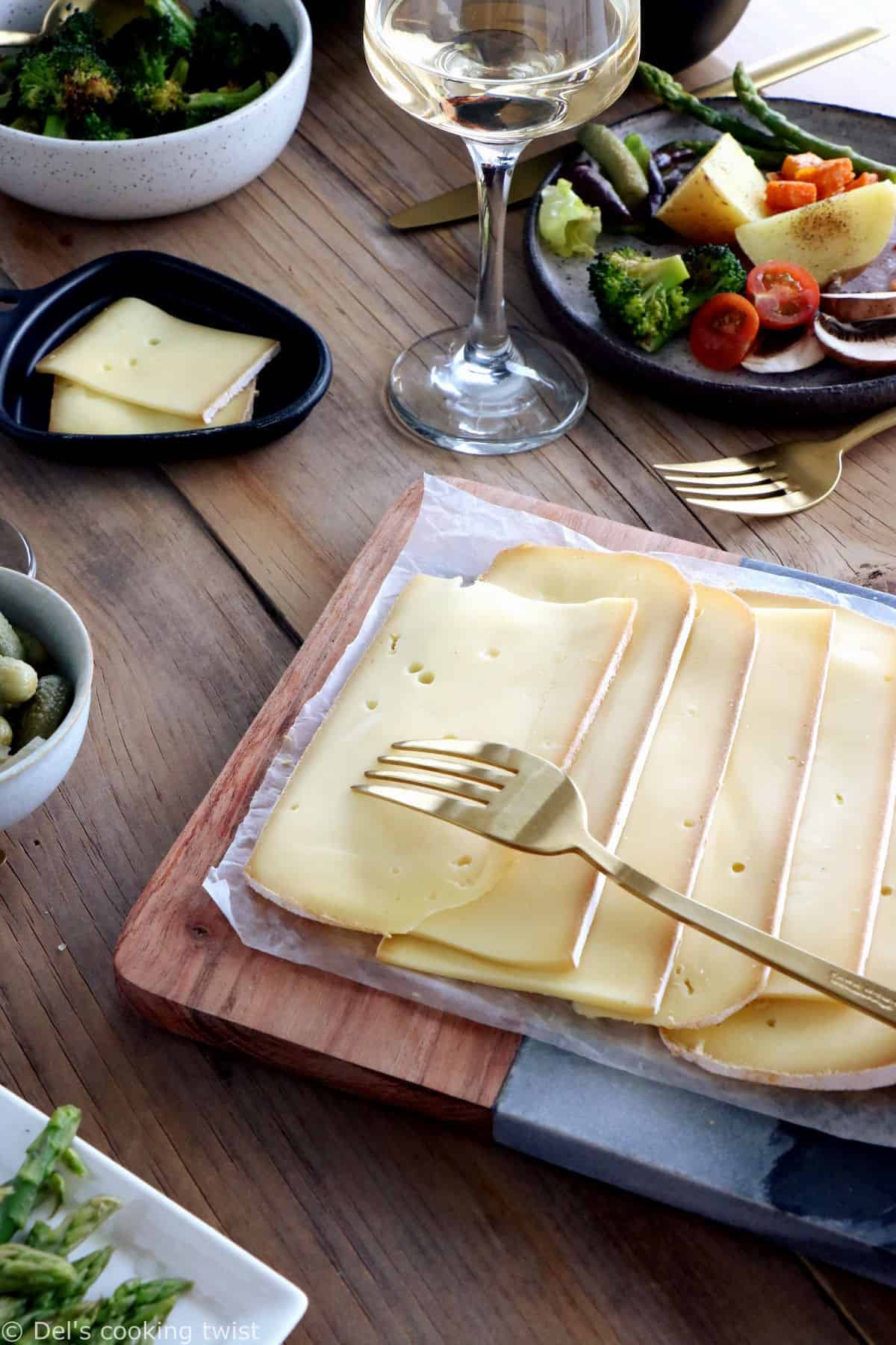 Comment préparer une raclette vegan ? - Minuit sur Terre