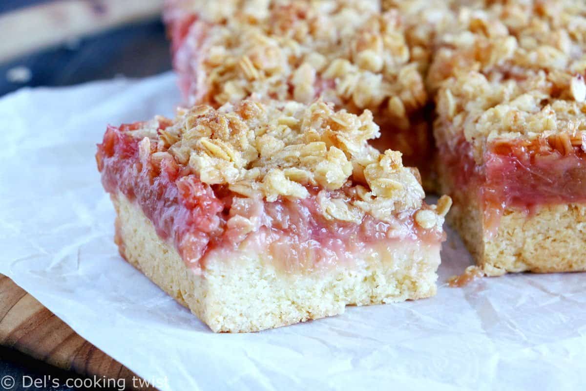 Rhubarb Crumble Bars Dels Cooking Twist 