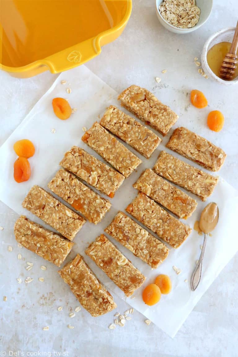 Soft Apricot Cashew Granola Bars - Del's Cooking Twist