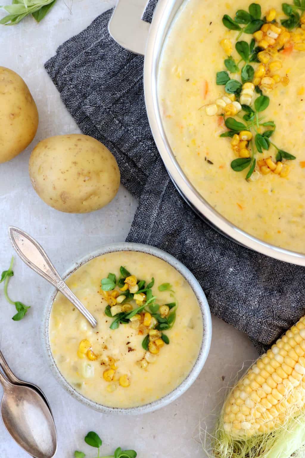 Corn Chowder (Soupe de maïs) - Del&amp;#39;s cooking twist