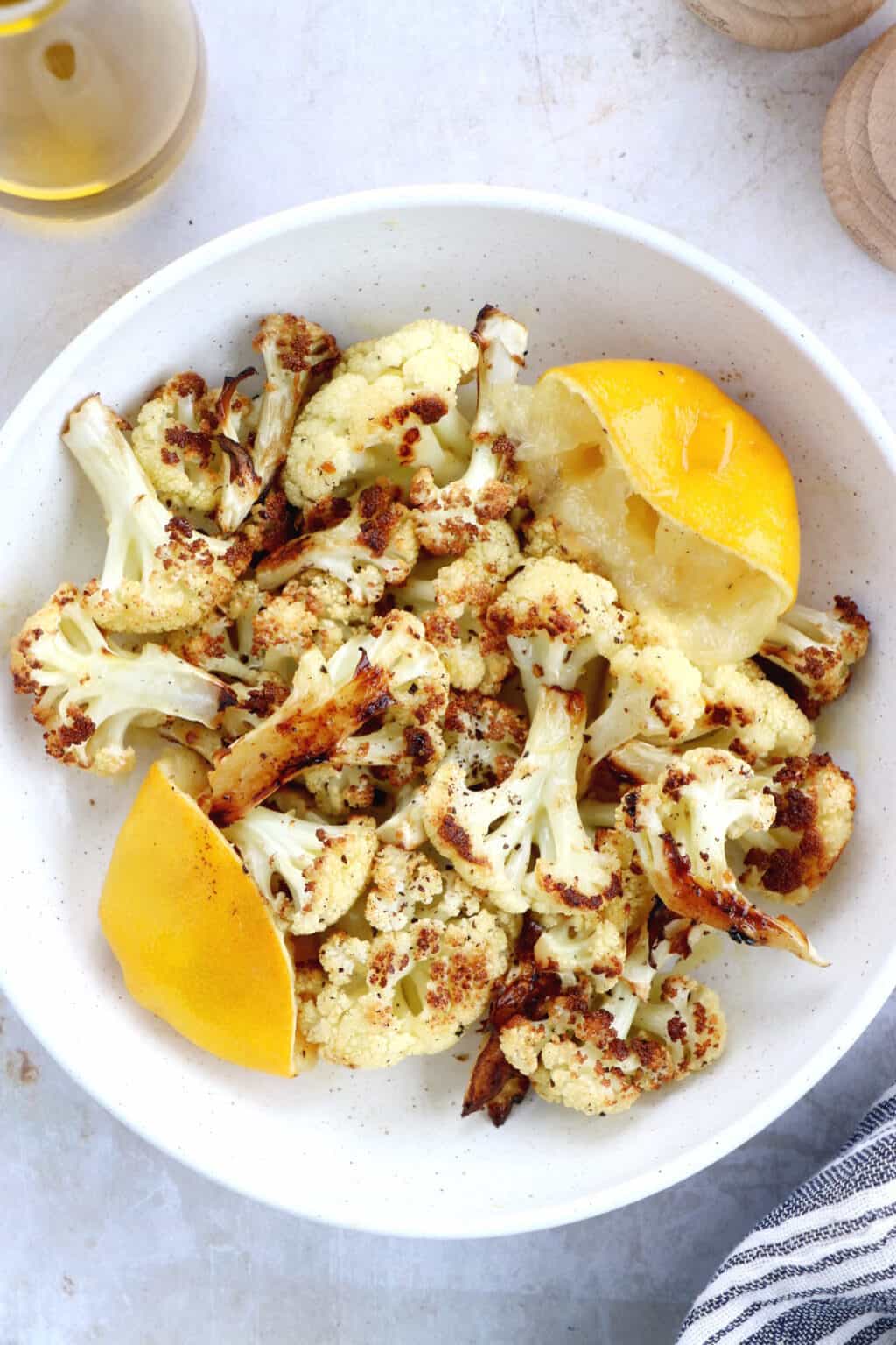 How To Make Lemon Roasted Cauliflower - Del's cooking twist