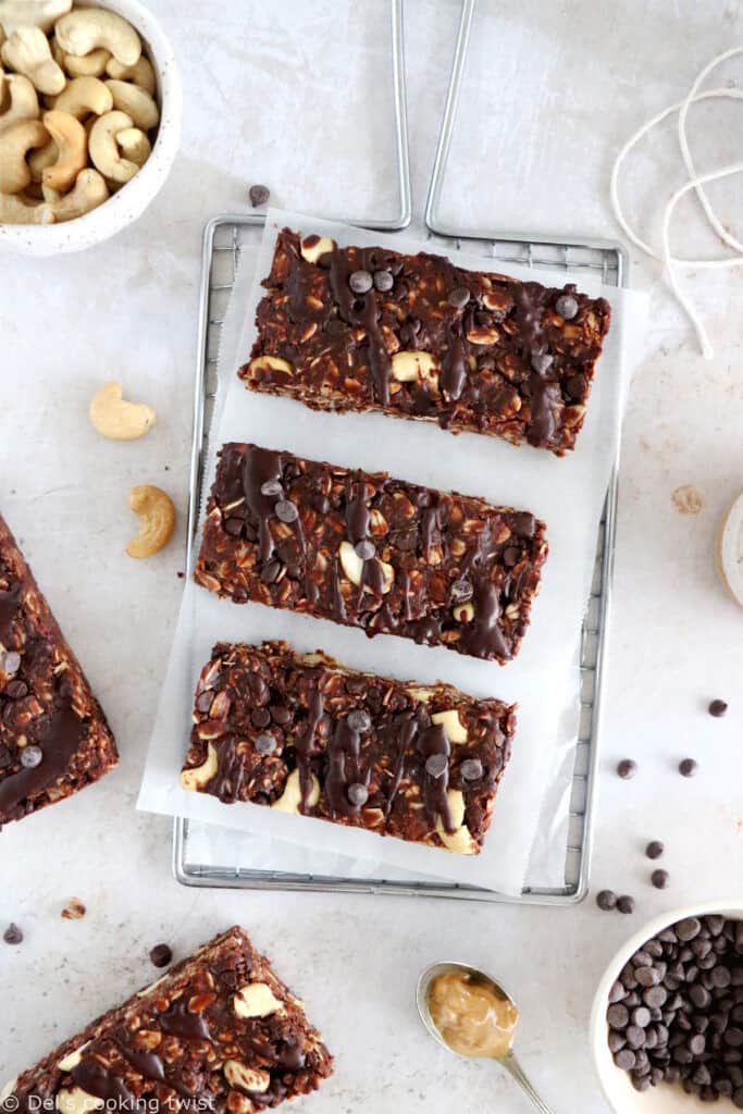 Soft Chocolate Granola Bars - Del's cooking twist