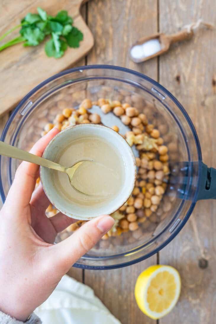 Roasted garlic hummus is the ultimate hummus recipe! Super creamy, sweet and slightly smoky, this dip makes a fantastic snack or appetizer.