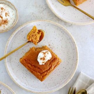 This easy, no-fuss healthy pumpkin cake is moist, tender, lightly sweetened, and loaded with warm and comforting pumpkin flavors.