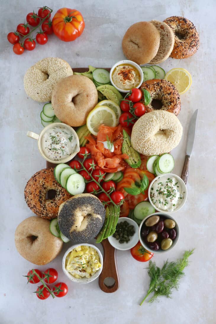 Take brunch to the next level with this smoked salmon bagel brunch board! Easy to assemble with lots of different toppings, it's the perfect grazing board to entertain with for a casual intimate brunch or a festive party brunch with friends.