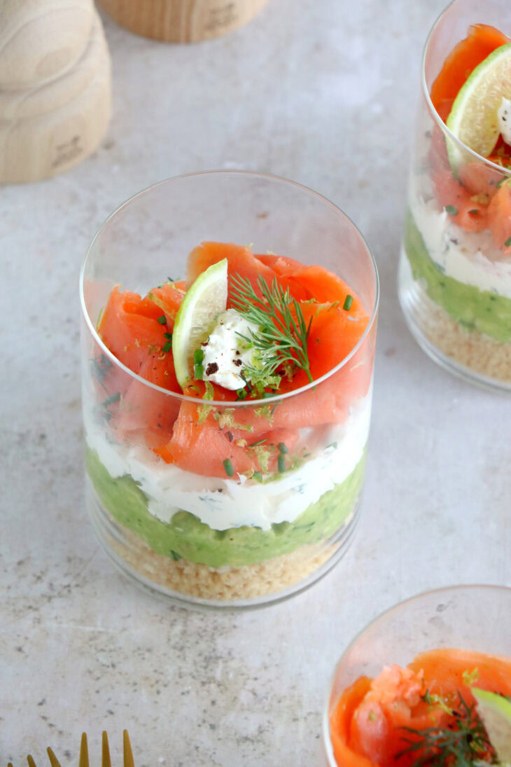 These smoked salmon avocado cheesecake verrines make an elegant no-bake starter or appetizer with a French touch.