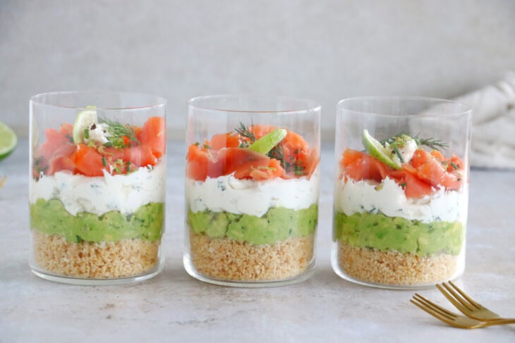 These smoked salmon avocado cheesecake verrines make an elegant no-bake starter or appetizer with a French touch.