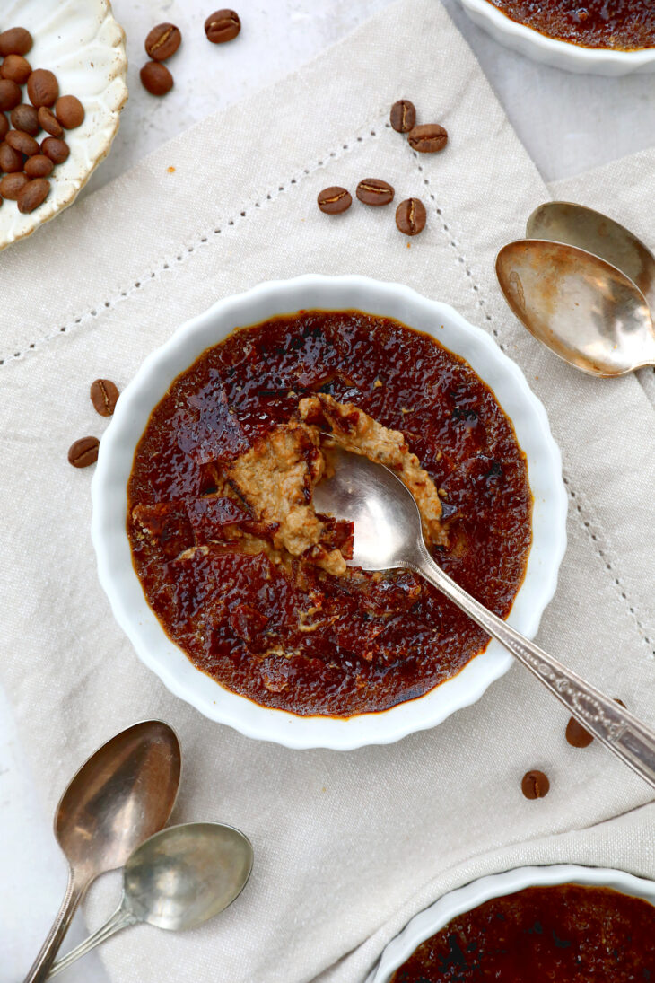 This coffee crème brûlée features a smooth and creamy coffee custard filling and a caramelized sugar topping.