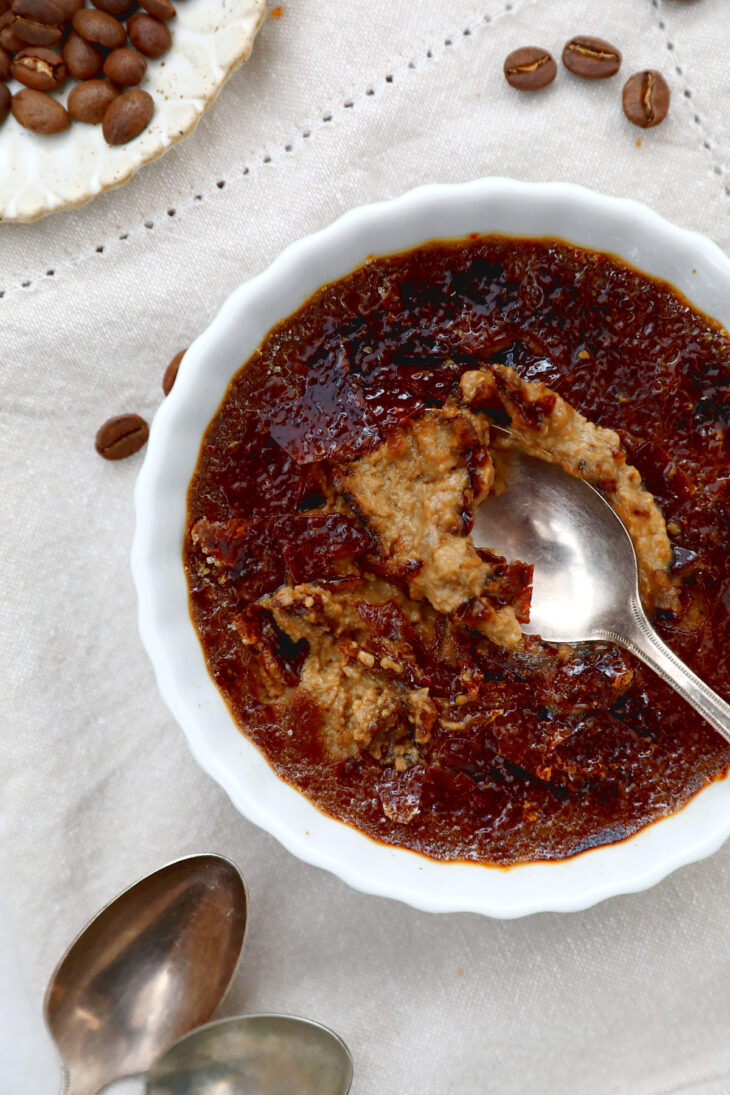 This coffee crème brûlée features a smooth and creamy coffee custard filling and a caramelized sugar topping.